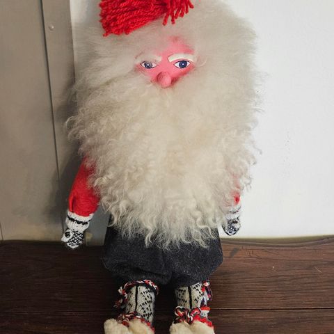 45 år gammel håndlaget nisse