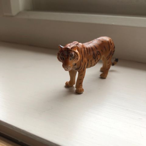 Papo liten tiger 2015 lekedyr (hentes/sendes)