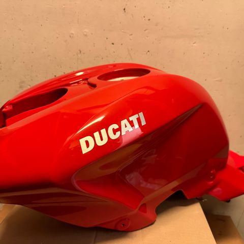 Ducati deler selges