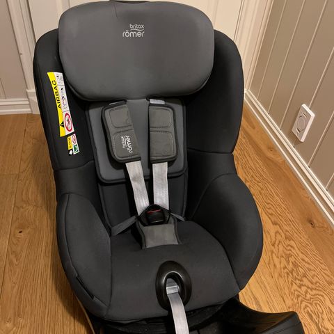 Britax Swingfix M i-Size, småbarnstol