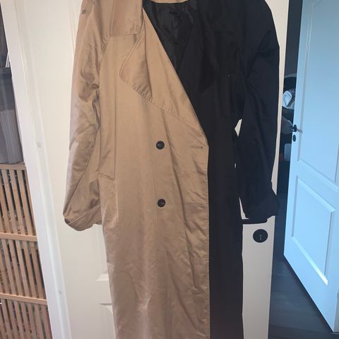 trenchcoat fra Asos str.46