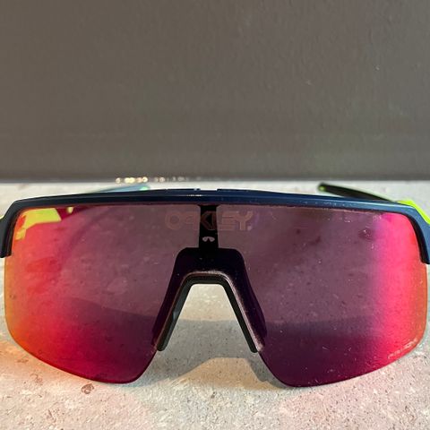 Solbriller Oakley Sutro Lite Prizm Road