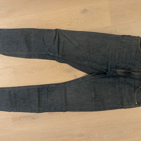 Jeans-bukse str 30/M