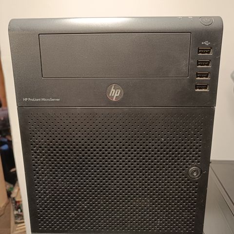 HP PROLIANT MICROSERVER N40L G7