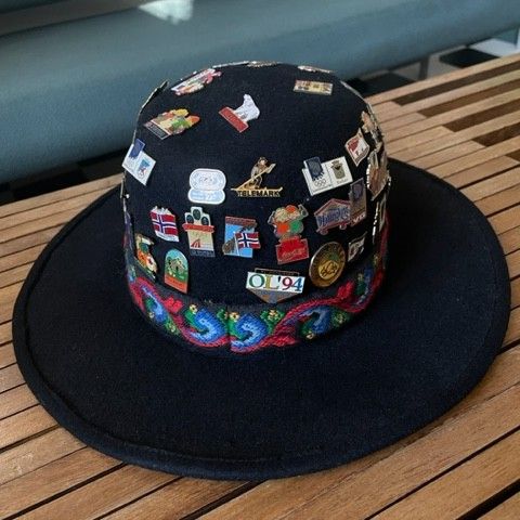 Samler? OL-94 pins inkl. flott hatt
