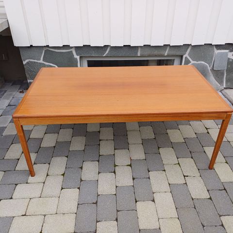 Teak salongbord