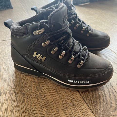 Helly hansen forester