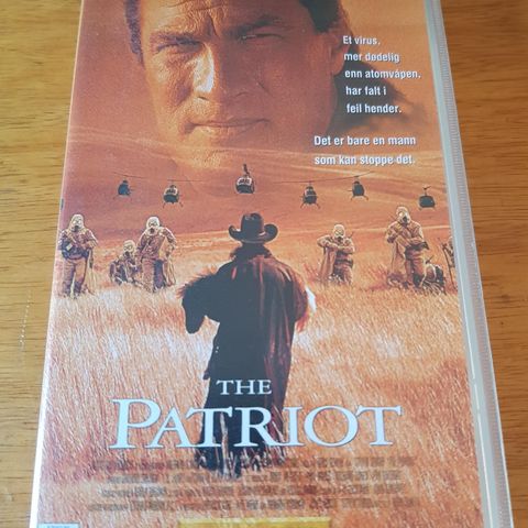 The Patriot med Steven Seagal vhs