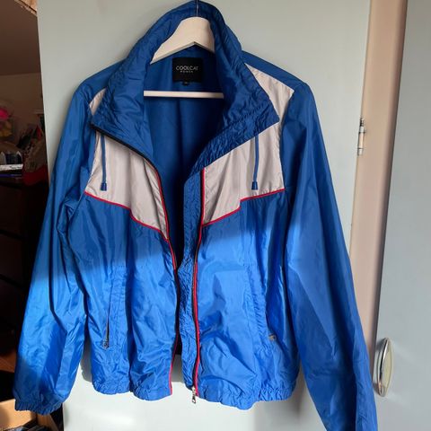 Blå windbreaker jakke