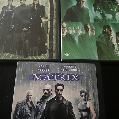 Matrix - 3 stykk DVD - Matrix triologien. keanu reeves