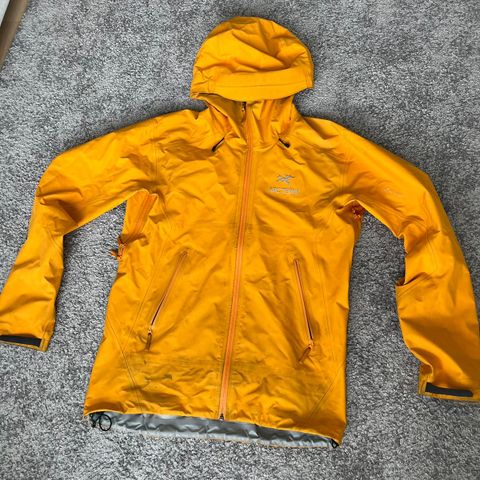 Arcteryx BETA LT (S)