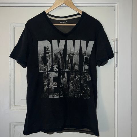 Ny pris! DKNY t shirt str s