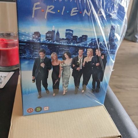 10 sesonger med Friends dvd og dvd spiller