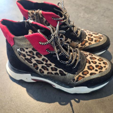 Marco Tozzi Sneaker High sko med leopardmønster