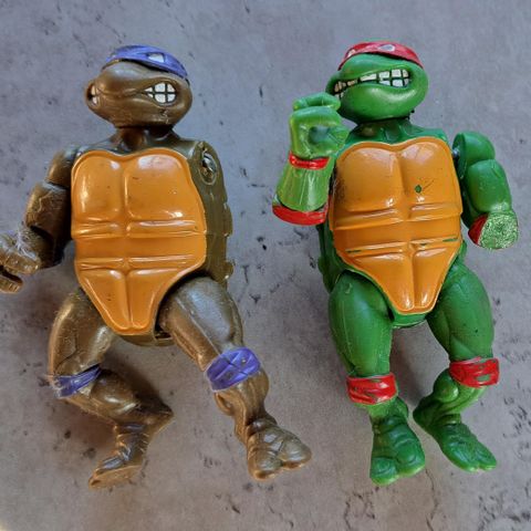 🐢 Leker figurer Ninja Turtles fra 90 tallet