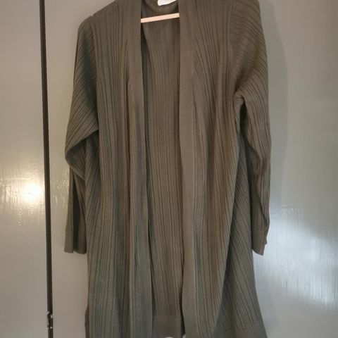 Mosegrønn cardigan