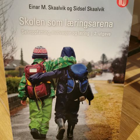 Lærebok lærerstudiet- Skolen som læringsarena