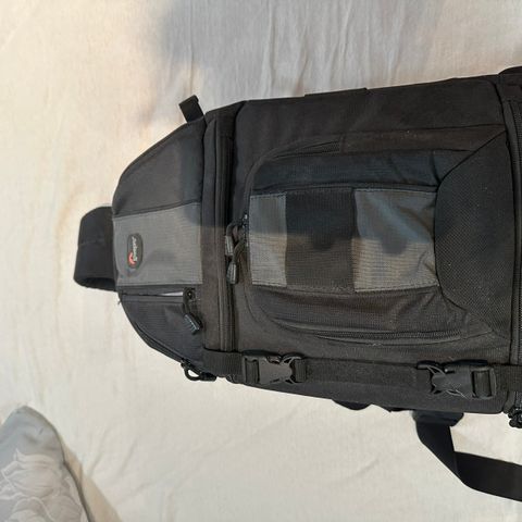 Lowepro slingshot 202 aw