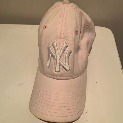 Rosa NY youth caps