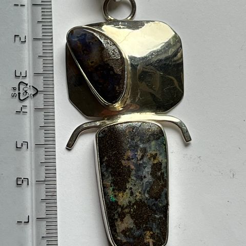 Vedheng boulder opal