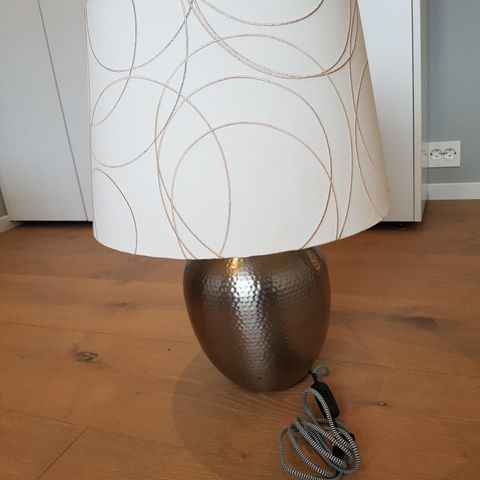 Ikea stor bordlampe
