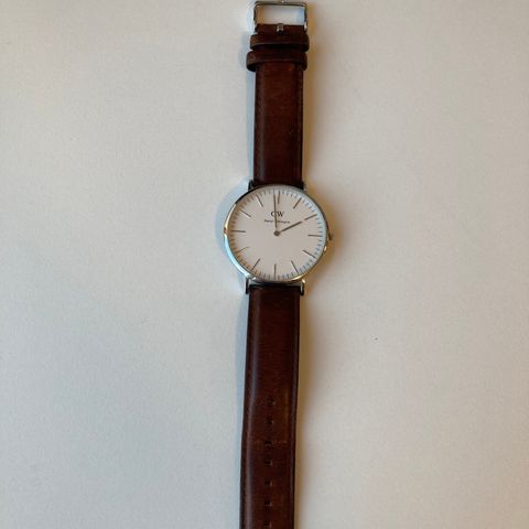 Daniel Wellington klokke selges