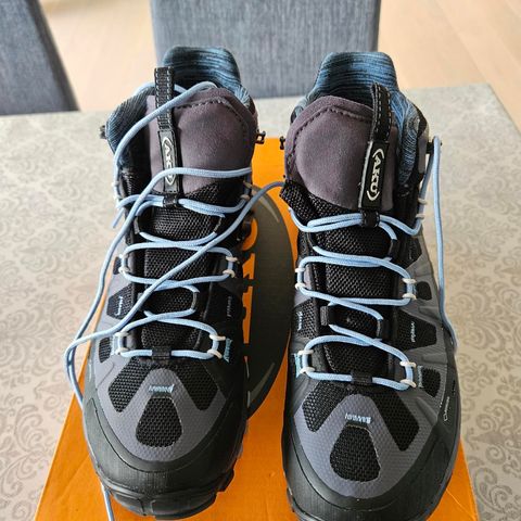 Nye! Aku vandrestøvler Selvatica Mid Gtx ws. Str.39,5