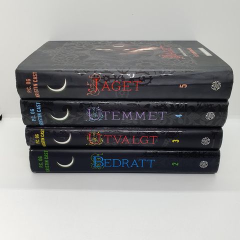 Bok 2-5, House of Night serien. P.C. og Kristin Cast