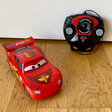 Disney Cars Lynet McQueen med fjernkontroll