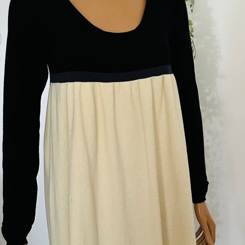 Twinset, Italy.  Dress. Black/White. #50