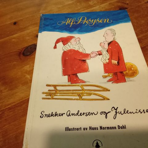 Snart jul. Snekker andersen og julenissen