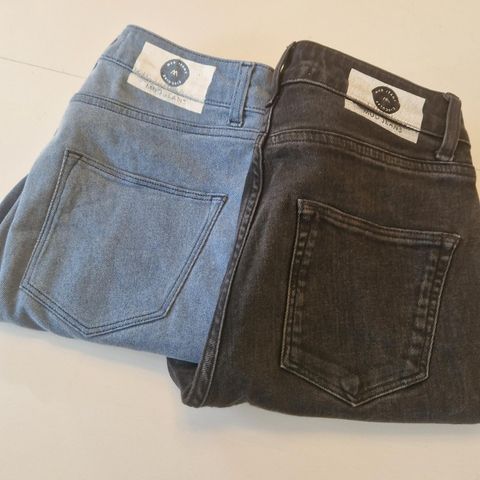 2 par mud jeans selges, nesten ubrukt