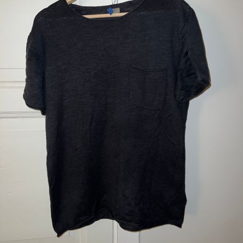 H&M t shirt  str M