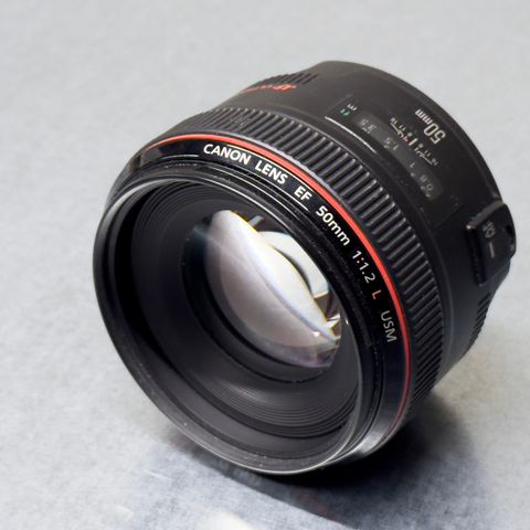 Canon EF 50mm f/1.2L USM