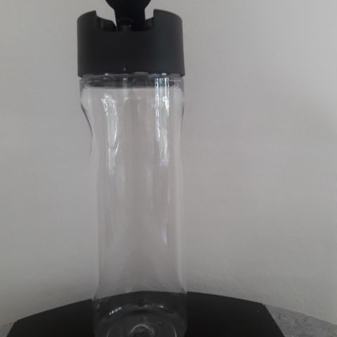 Tupperware clear dispenser 1 l