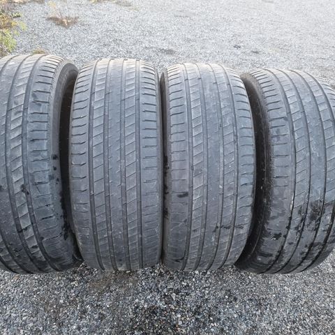 Fira sommerdekk 235/55R19