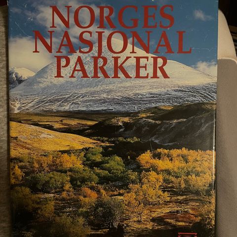 Bok. Norges Nasjonalparker