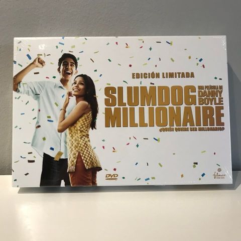 Slumdog millionaire limited edition box set