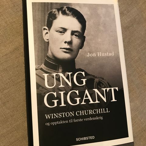 Ung Gigant - Jon Hustad  - Winston Chuchill biografi