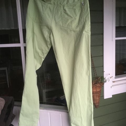 Retro lys grønn bukse i størrelse 40