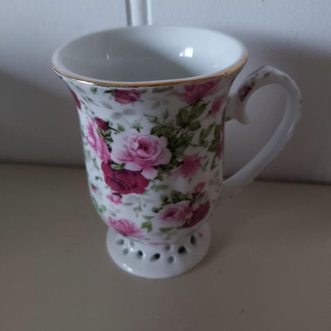 Vintage kopp/ krus med blomstermotiv ubrukt