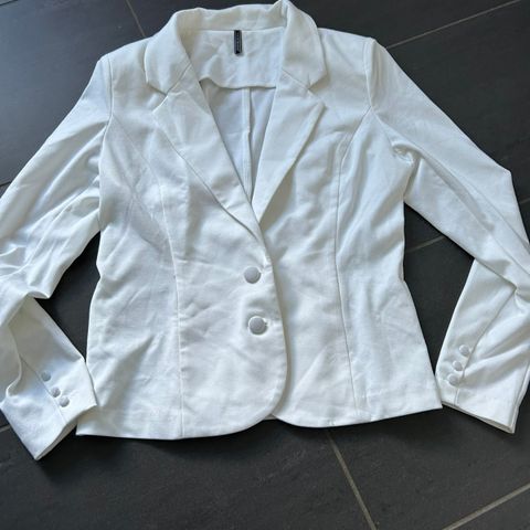 Hvit blazer str m