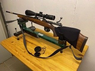 Vurderer salg av Mauser 98 KFI, 30-06