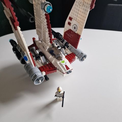 Lego starwars 7674 V-19