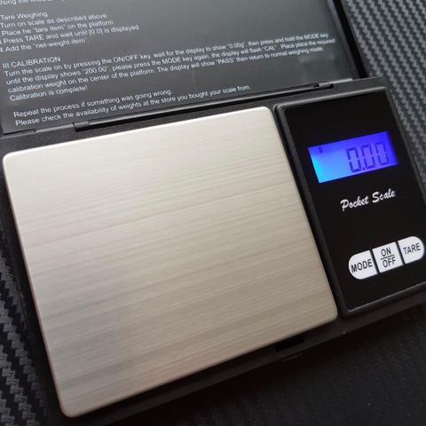 Vekt/ digital scales 200/500 g 0.01g