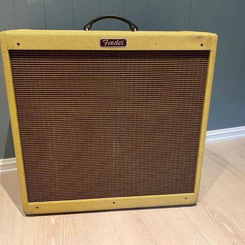 Fender Blues DeVille Reissue forsterker