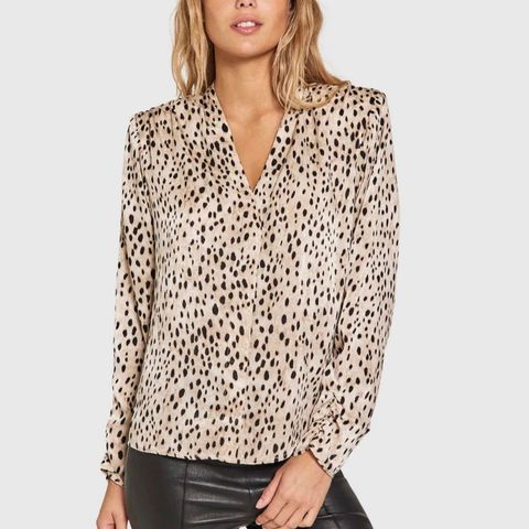 Akala Shirt Beige dot fra NORR