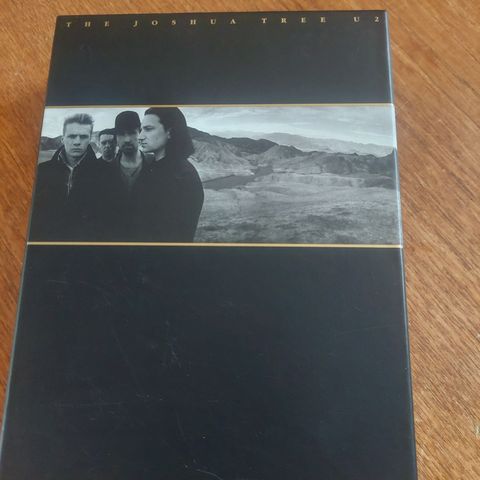 U2 "The joshua tree"20th Anniversary Super Deluxe Edition 2 CD & DVD Box Set)