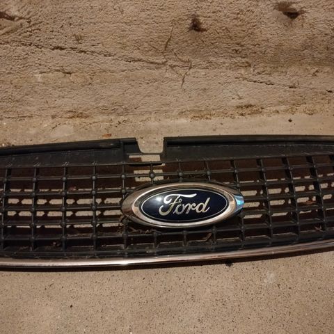 Ford Mondeo grill