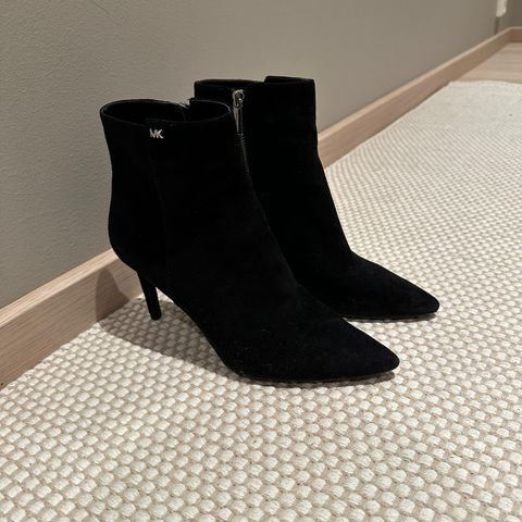 Michael Kors Dorothy Flex Mid Bootie str. 38